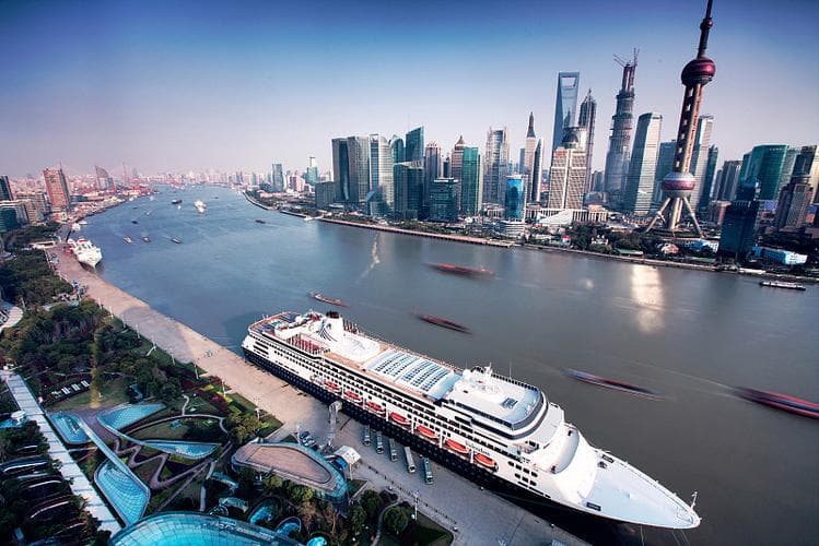 5 RMB Huangpu River Ferry Experience